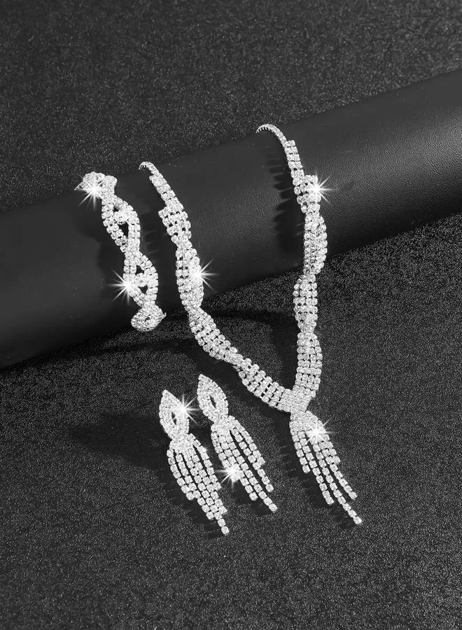 تايك تو طقم مجوهرات 3 قطع عقد بشراشيب وسوار وأقراط منمقة